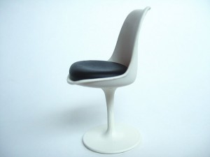 tulip_chair1